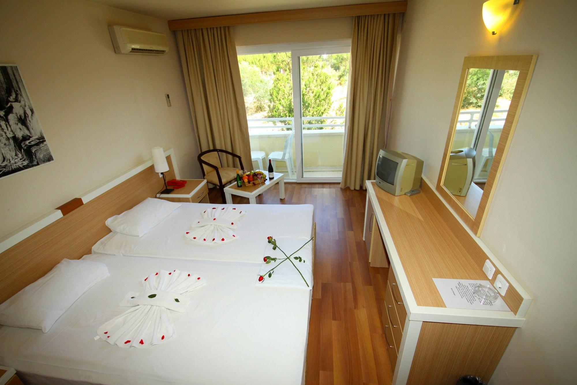 Tuntas Beach Hotel Altinkum Didim Exterior photo