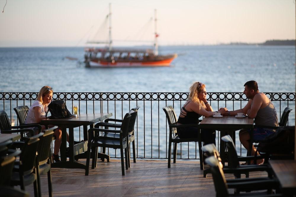 Tuntas Beach Hotel Altinkum Didim Exterior photo